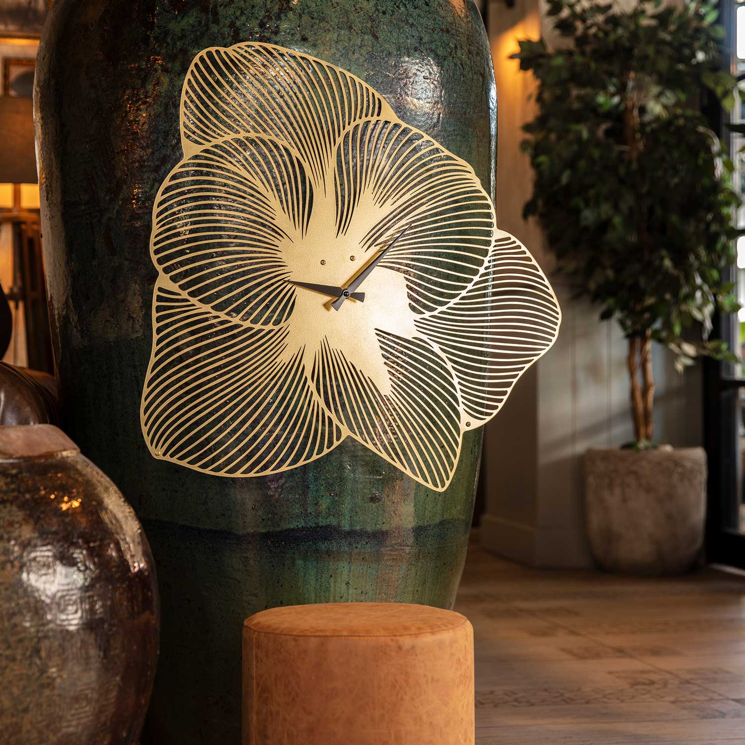 Azalea Metal Wall Clock 67 x 67 cm / Gold