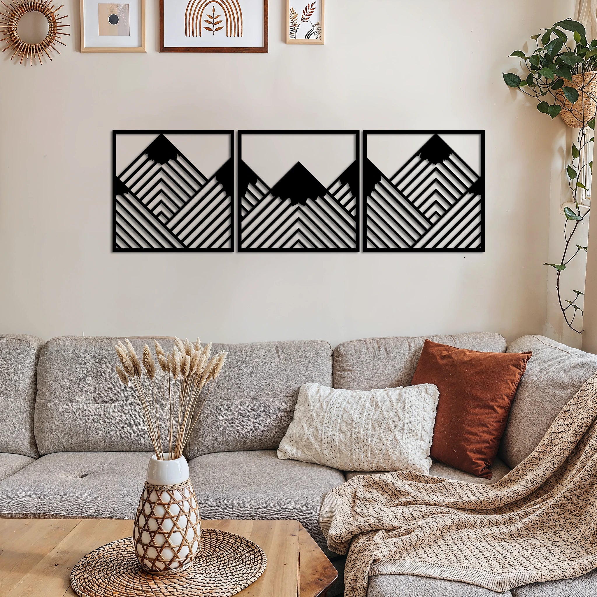 Bold Geometric Mountain Metal Wall Art Set 45 × 45 cm / Black